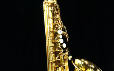 Cased Yamaha YA562 professional series saxophone