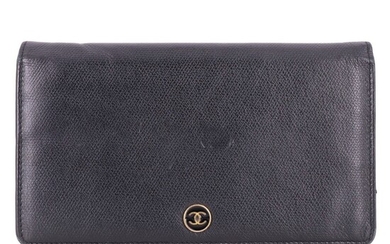 Chanel CC Button Yen Wallet in Black Grained Calfskin Leather