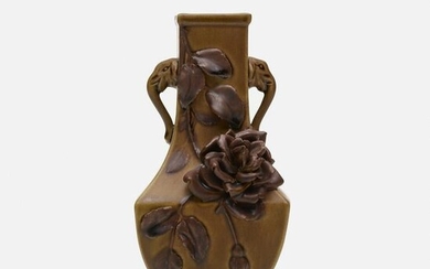 Chelsea Keramic Art Works, Vase with rose