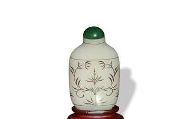 Chinese White Jade Snuff Bottle with Silver Inlay, 18th