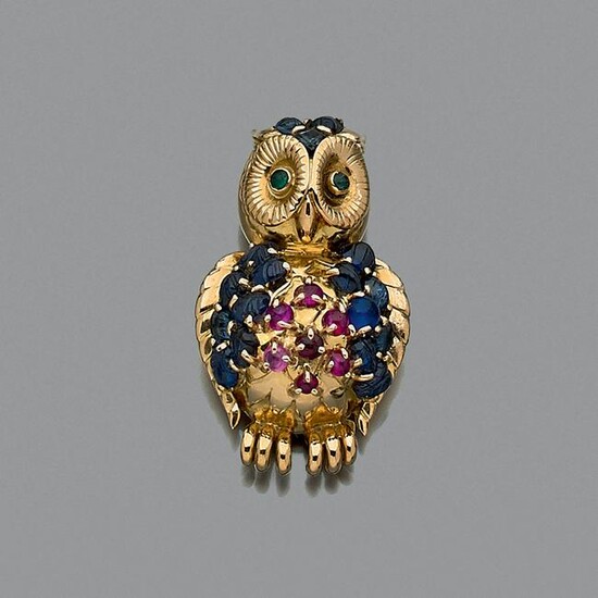 Clip "Owl" in yellow gold 18k (750 ‰), feathers