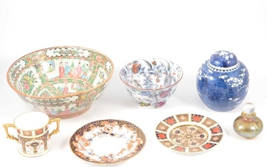 Collection of decorative ceramics and glass
