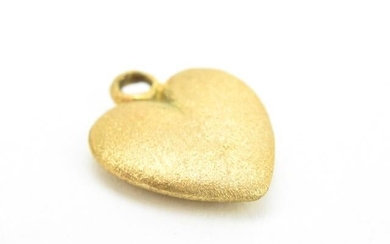 Estate 14kt Gold Florentine Finish Heart Pendant