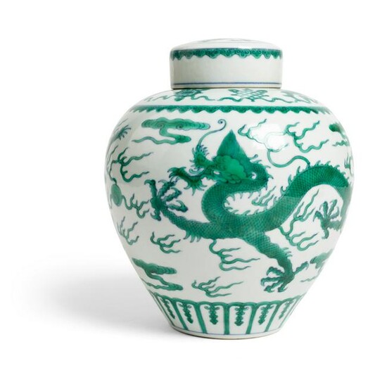 FAMILLE VERTE 'DRAGON' GINGER JAR WITH COVER QING