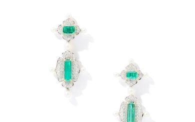 Fei Liu: A pair of gem-set pendent earrings