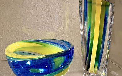 SOLD. Göran Wärff, Anna Ehrner: Vase and bowl of clear and coloured glas. Signed G Warff 05780 and A. Ehrner 59311. Made by Kosta Boda. (2) – Bruun Rasmussen Auctioneers of Fine Art