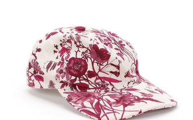 Gucci A cap of white canvas with purple floral print. Size S....