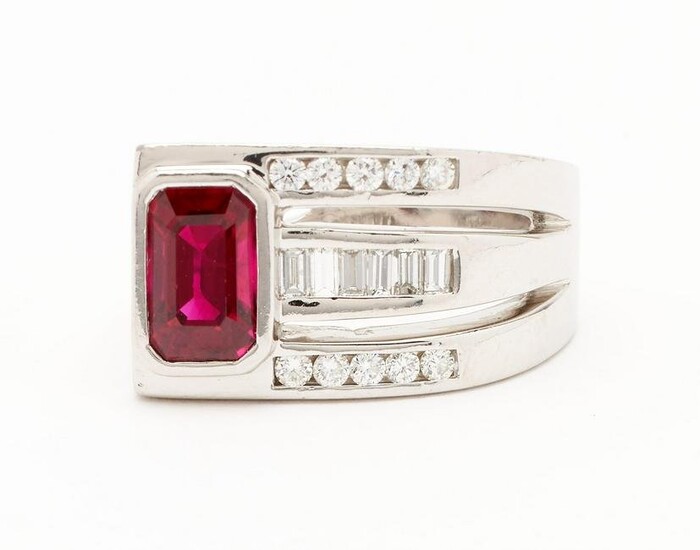 Ladies Platinum Ruby & Diamond Ring