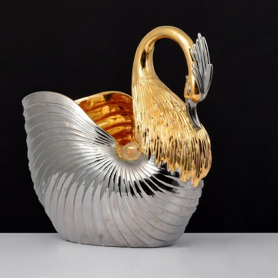 Large Two-Tone Swan Vessel, Manner of Buccellati