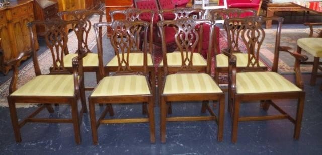Set of 8 Georgian style dining chairs including 2 carver arm...
