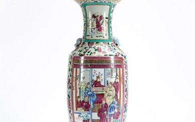 TALL CHINESE FAMILLE ROSE VASE WITH WARRIORS
