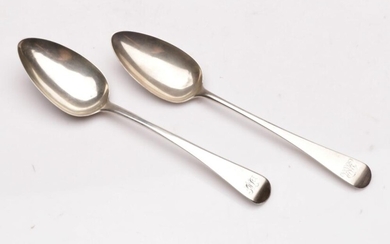 Two George III Hallmarked Sterling Silver Serving Spoons (L22.5cm) Total wt. 124g