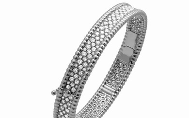 Van Cleef & Arpels Perlee diamonds bracelet, 3 rows, small model 18K White gold, Diamond