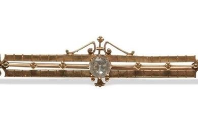 Victorian 14K Gold Bar Pin with Diamond