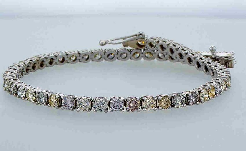 14k White Gold Tennis bracelet with diamonds