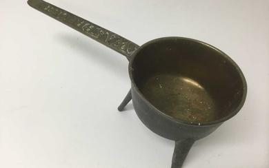 18th century bronze skillet, moulded Wasborough 2 to the handle