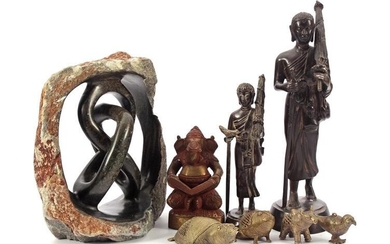 2 Asian bronze figurines