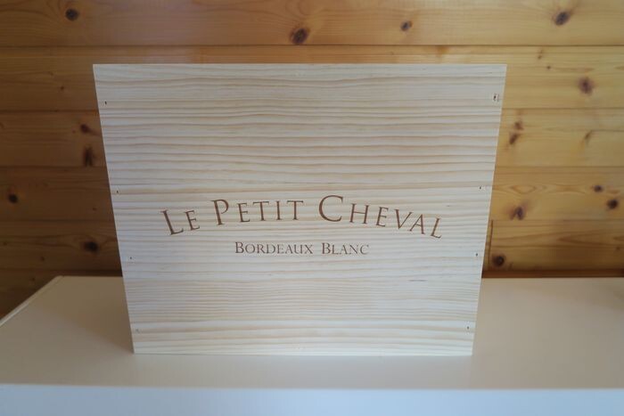 2016 Chateau Cheval Blanc 'Le Petit Cheval' - Saint-Emilion - 3 Bottles (0.75L)