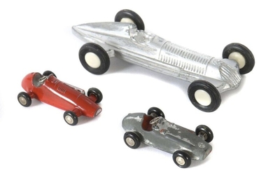 3 racing cars Schuco Piccolo 701, Ferarri, BZ 1957-69, metal, l: 5 cm; 1 x Schuco Piccolo 703, Mercedes 2,5 l, l: 5 cm, strong loss of paint; 1 x Mercedes racing car ''Silberpfeil'', integrated driver and steering wheel, wheels with plastic rims...