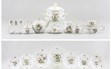 HEREND "ROTHSCHILD BIRD" PATTERN PORCELAIN PARTIAL DINNER SERVICE Consists of: 8 10.25" plates8 8.25" bowls6 7" plates 4 9.5" bowls4...