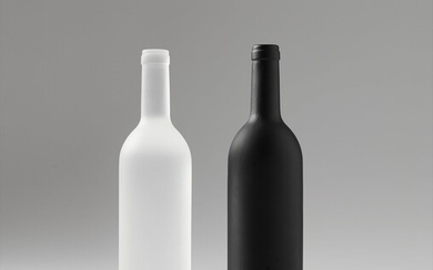 Sherrie Levine, Black and White Bottles