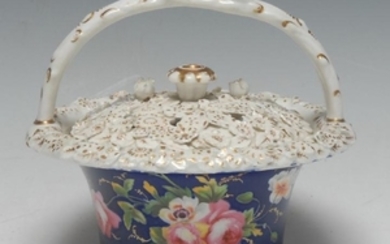 A Chamberlain Worcester pot pourri basket and cover