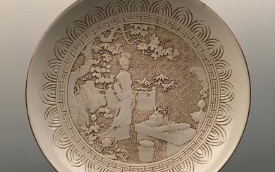 Chinese Engraved 'Beauty' Plate, Wang Bingrong Mark