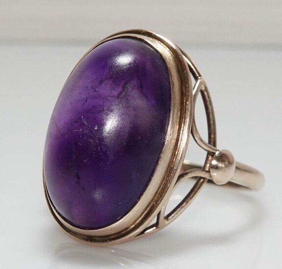 8 kt. Yellow gold - Ring, large size 66 / 21.0 mm - 15.30 ct Amethyst