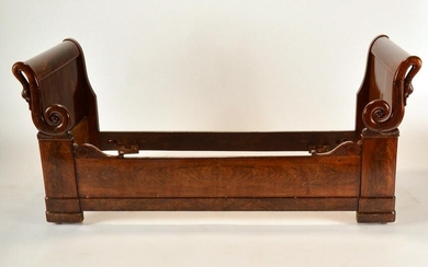 A 19TH C. FRENCH EMPIRE SWAN CARVED DAYBED