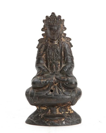 A Chinese bronze figure of Guanyin