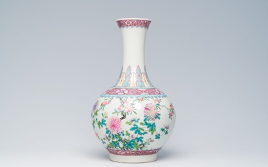 A Chinese famille rose bottle shaped vase with floral design, Hongxian mark, 20th C.