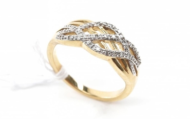 A DIAMOND DRESS RING IN 9CT GOLD, RING SIZE O