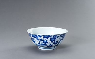 A LARGE BLUE AND WHITE PORCELAIN KANGXI REVIVAL ‘SQUIRREL AND GRAPE’ BOWL