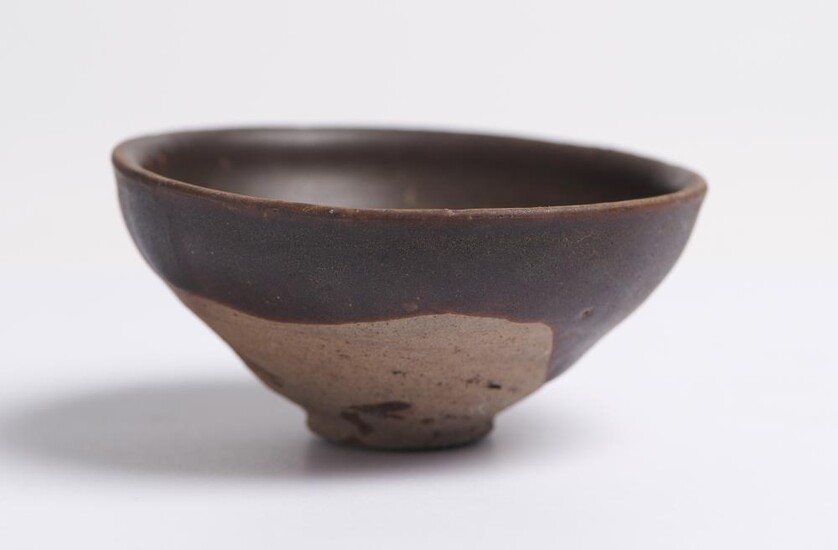 A SMALL CHINESE JIAN-TYPE TEA BOWL SONG DYNASTY (960-1276)