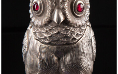 A Silver, Guilloché Enamel, and Garnet-Mounted Owl-Form Perfume Bottle in the Manner of Fabergé (late 20th century)
