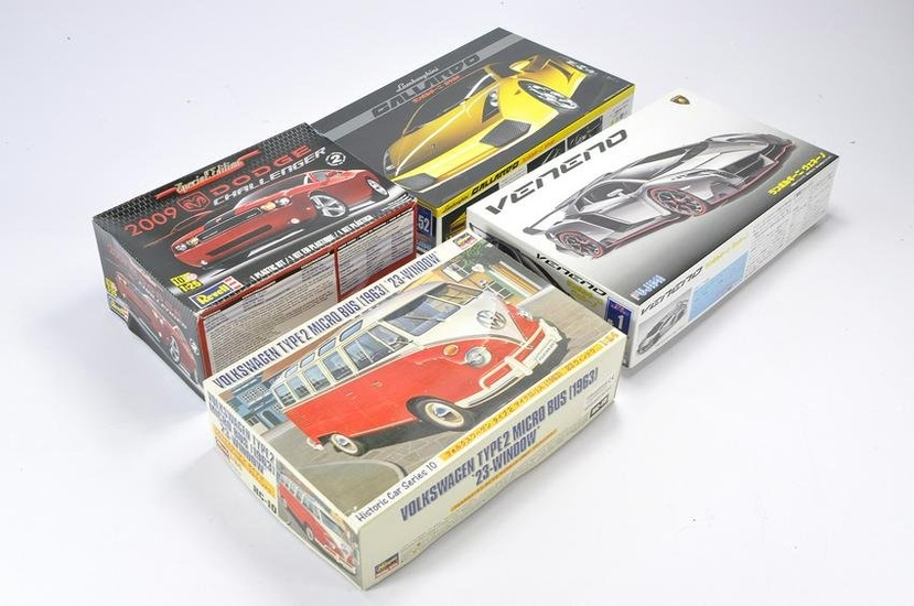 A group of 1/24 scale Model Cars and Racing Kits comprising Fujimi Lamborghini Veneno, Fujimi