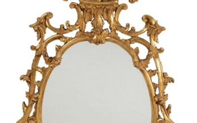 A modern Italian carved giltwood cartouche wall mirror