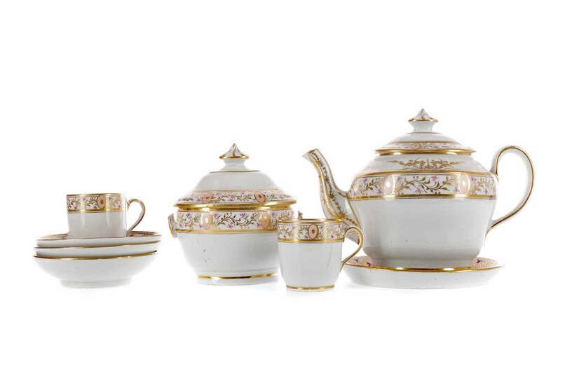 AN EARLY 19TH CENTURY ENGLISH PORCELAIN PART TEA SERVICE