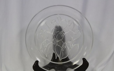 An Etched Glass or Frosted Glass Crystal Bowl