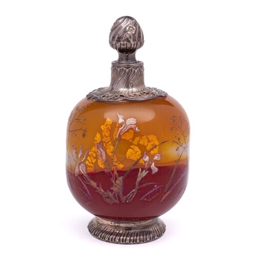 An early Emile Gallé silver-mounted glass scent bottle and s...