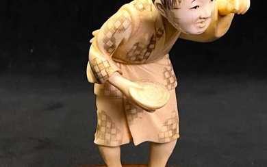 Antique Japanese Okimono of Woman