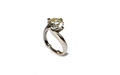 Solitaire diamond ring (+/ 4.05 ct)