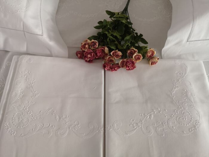 Bellavia cotton percale hand embroidery sheets - Cotton - AFTER 2000