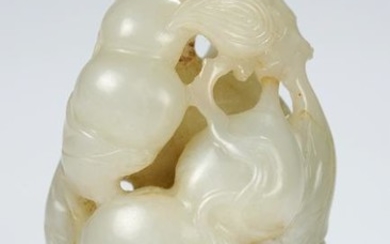 CHINESE WHITE JADE GOURD PENDANT, QING DYNASTY
