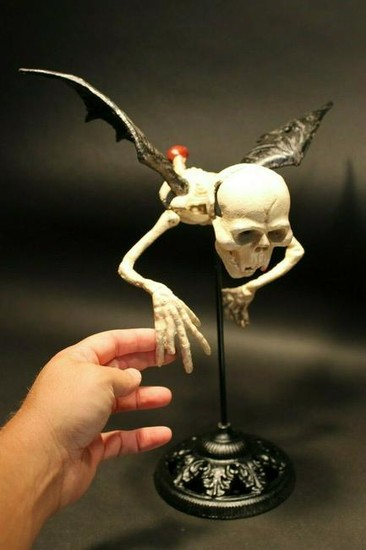 Cast Iron Flying Skeleton Halloween Decoration Statue