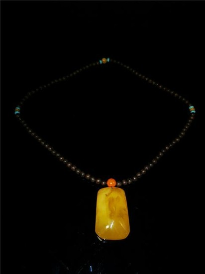 Chinese Chenxiang and Amber Necklace