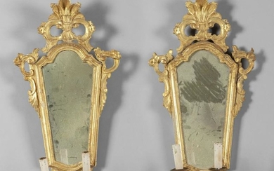 Coppia di apliques Luigi XV in legno intagliato e