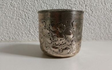Cup - .833 silver - Gottfried Riedel silbersmiede 1678-1714 Neurenberg - Germany - Second half 17th century
