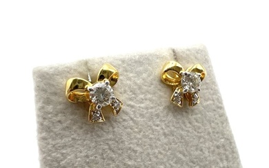 Earrings - 18 kt. Yellow gold - 0.22 tw. Diamond (Natural)