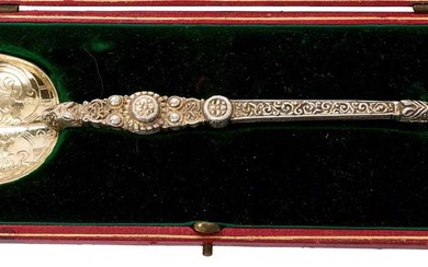 Edward VII Coronation souvenir silver gilt anointing spoon in a fitted case